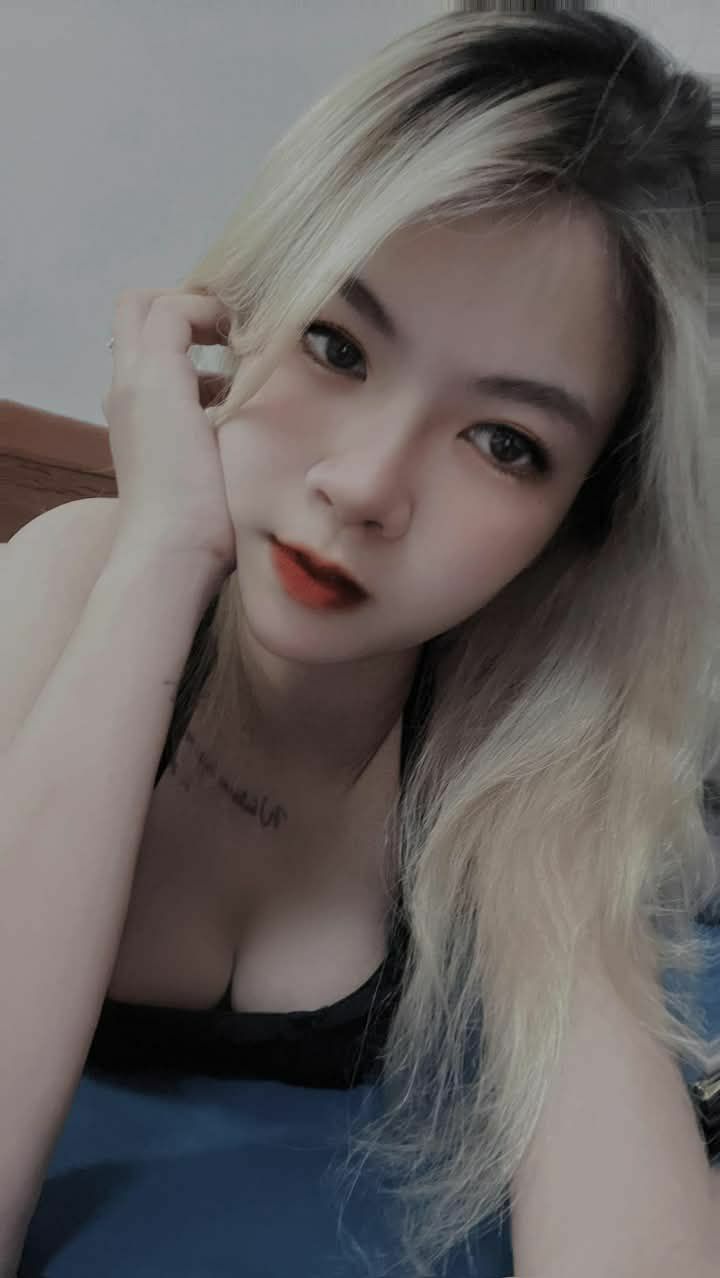 OVG-207 Xuất tinh vào trong cho gái gọi bị cấm tuyệt đối quan hệ tình dục! 8 Khi tôi cọ xát dương vật của mình vào âm hộ của cô ấy trong lúc quan hệ tình dục khô bằng dầu, cảm giác thật tuyệt đến nỗi tôi không thể không đưa nó vào trong! Một cô gái xinh đẹp với bộ ngực tuyệt đẹp bị xuất tinh vào âm đạo mặc dù cô ấy phản đối